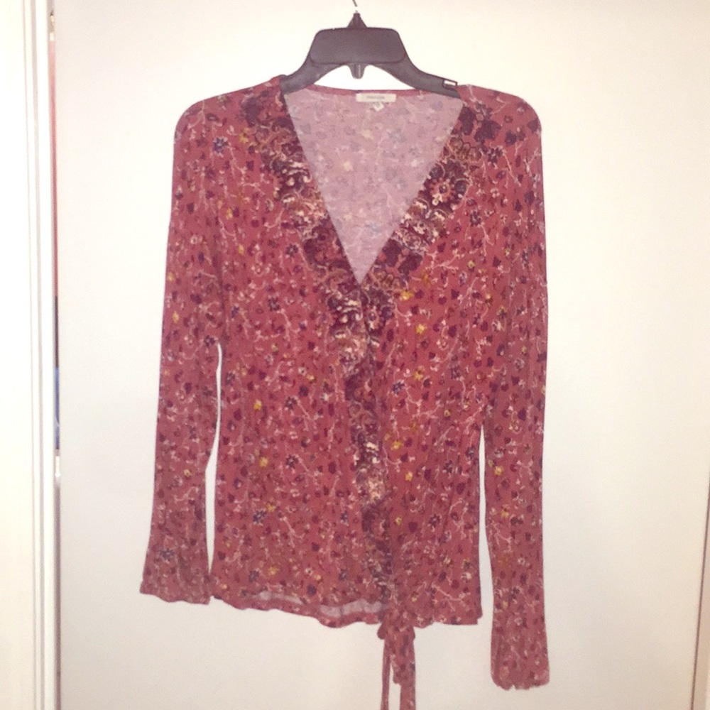 Beautiful V-neck floral print tie top